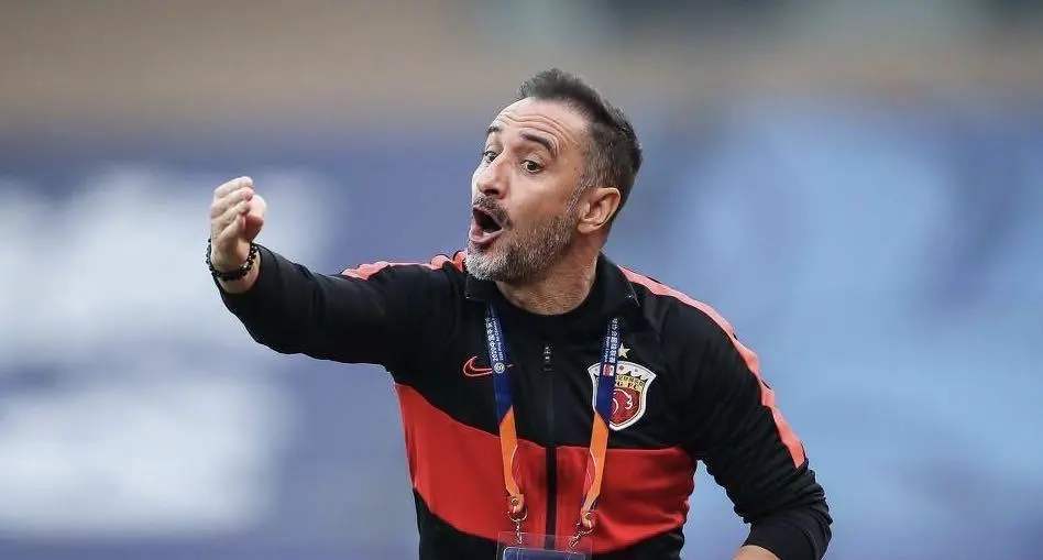 kaiyunapp-密尔沃基雄鹿训练开放日；国际比赛日遗憾出局引欢呼；亚冠在即；更衣室氛围转暖的简单介绍