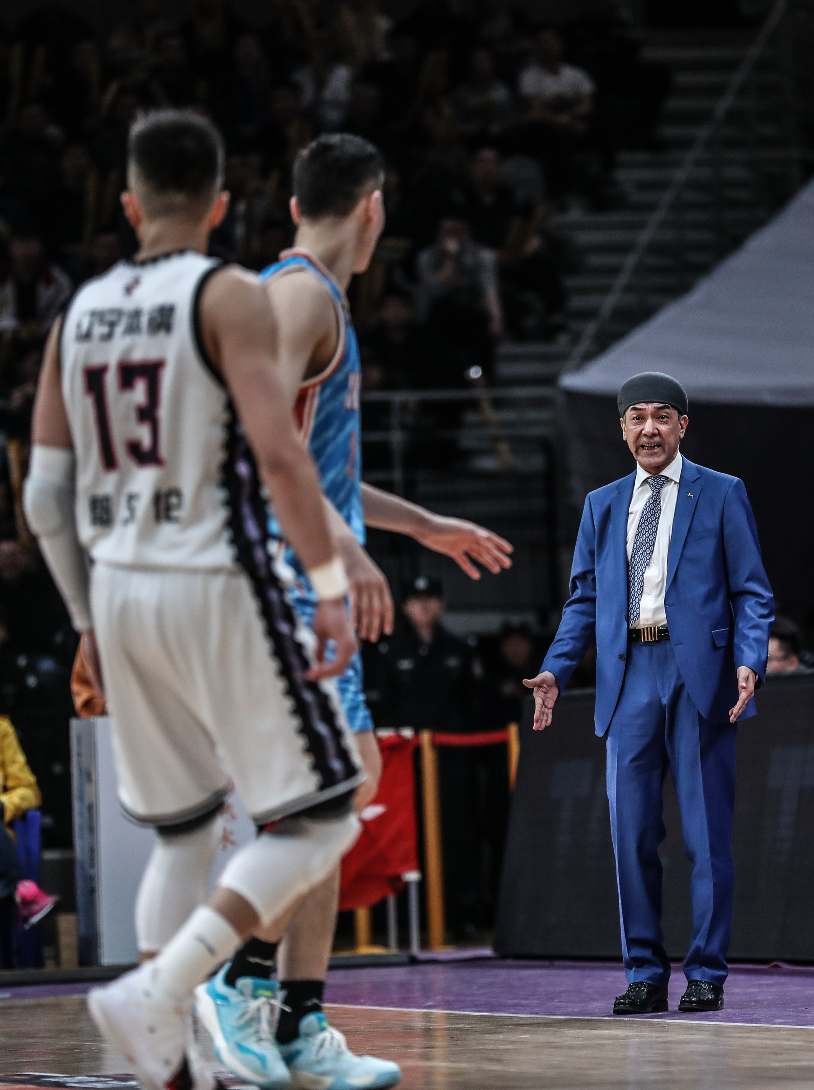 开云体育-欧篮联倒计时，新疆广汇今夜止住颓势，细节引发关注，球迷炸锅，赛程密集仍需轮换的简单介绍