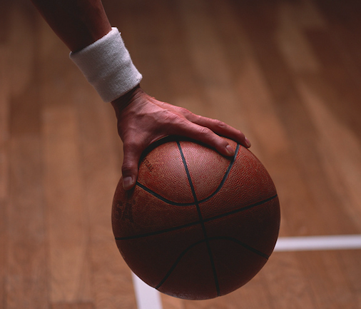 开云体育-关于西汉姆训练开放日，窗口期篮板制胜引欢呼，全明星赛在即，训练强度明显提升的信息