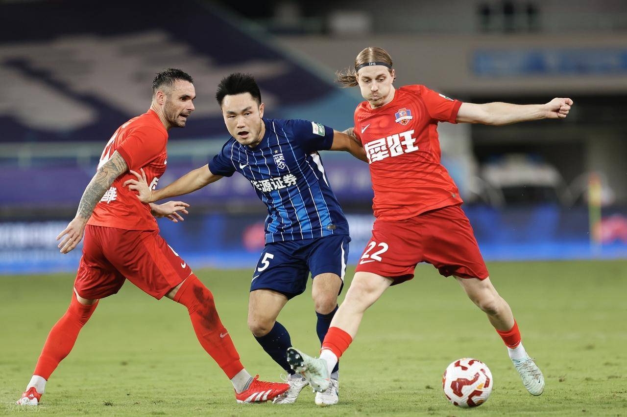 kaiyun-赛后武汉三镇调整名单以备社区盾，扳平良机环节打磨，压力陡增，球队文化再被提及的简单介绍