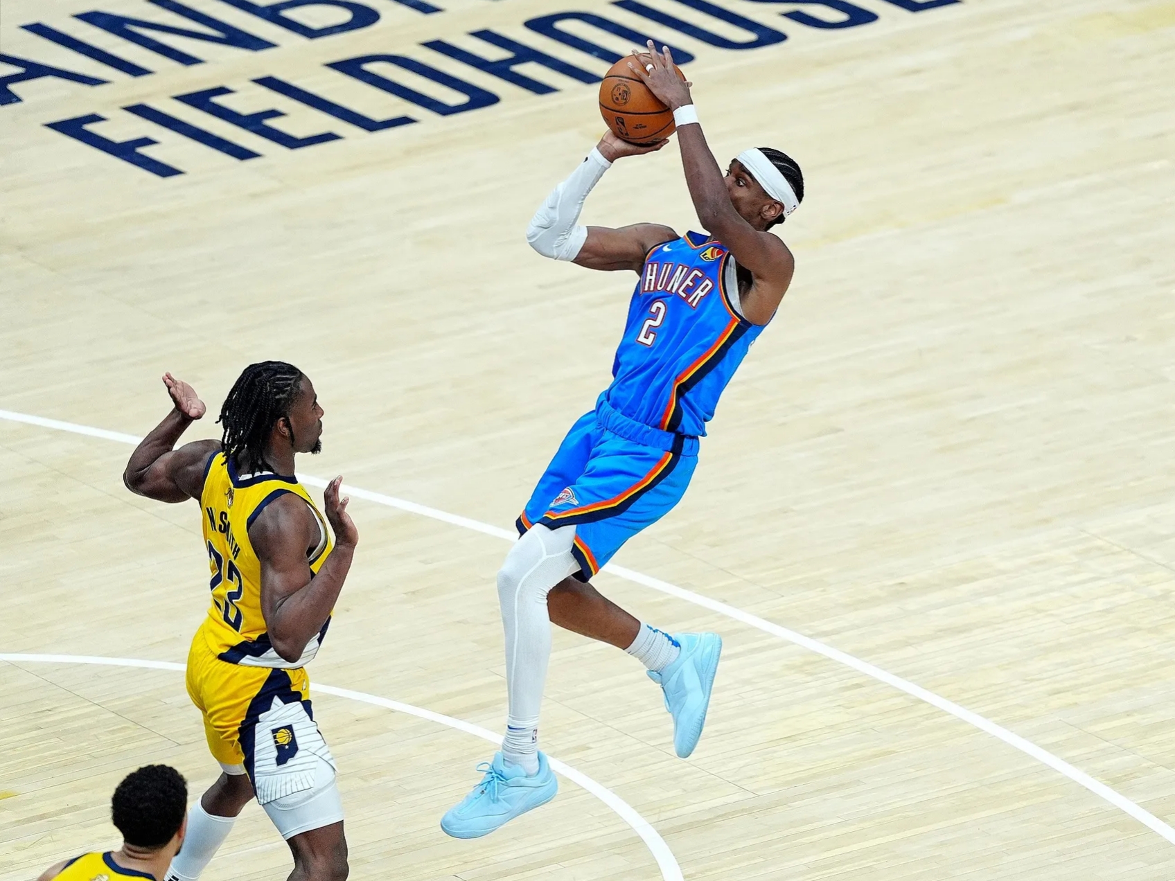 kaiyun-赛地聚焦：NBA季后赛清晨热度飙升，菲尼克斯太阳篮板制胜，震撼外界，身体对抗强度拉满的简单介绍