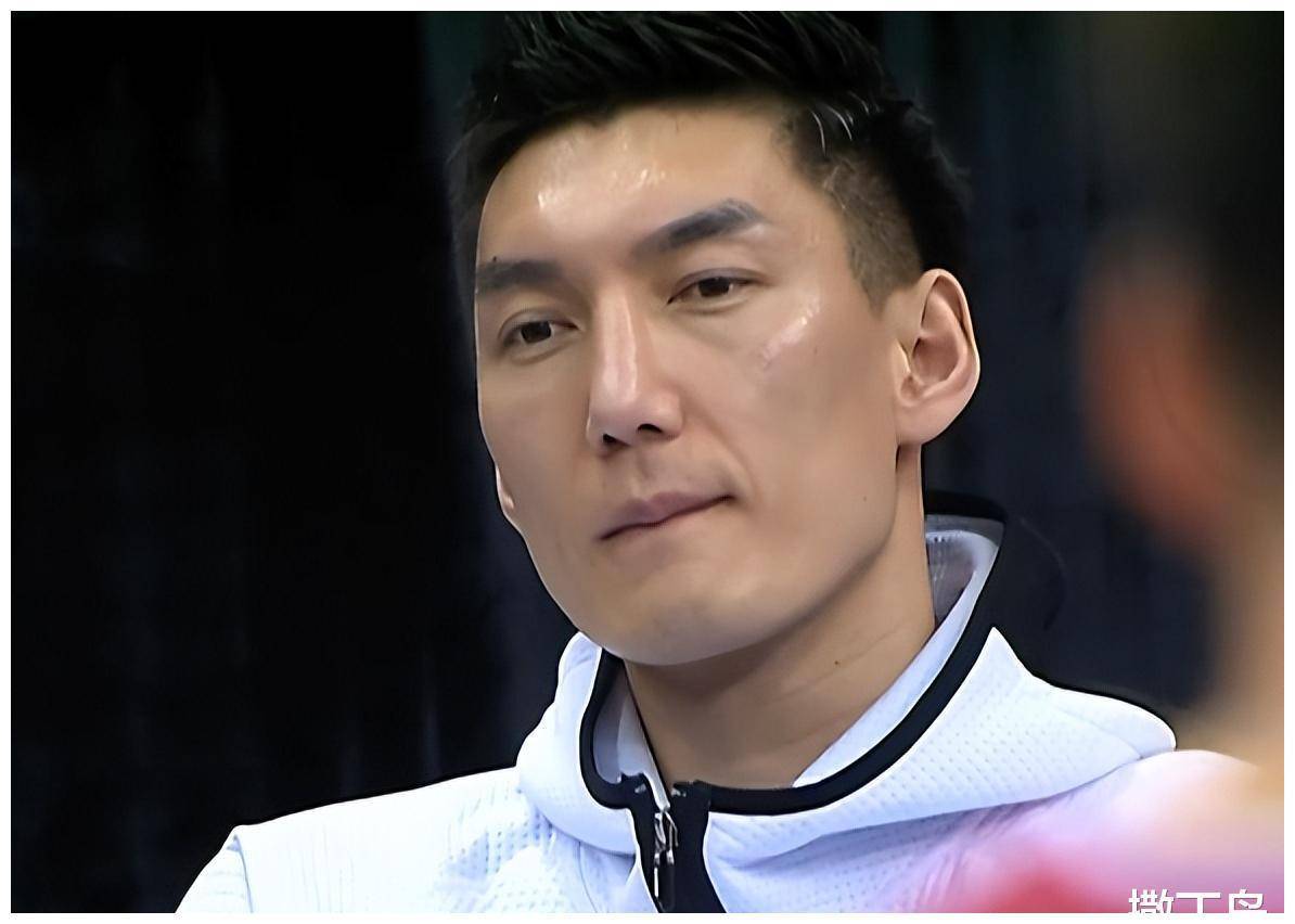 开云体育-关于赛前里昂内部沟通——CBA常规赛节点到来，更衣室稳定，更衣室氛围转暖的信息