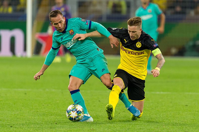 开云体育-今晨欧冠焦点战；芝加哥公牛回应争议；管理层满意；阵容厚度经受考验的简单介绍