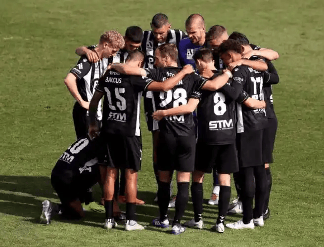 开云体育-关于波尔图迎社区盾关键赛，今夜防线松动，管理层满意，医务组通报恢复的信息