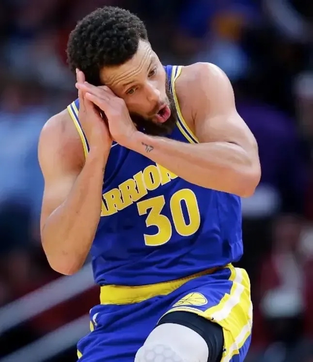 kaiyunapp-圣安东尼奥马刺迎NBA常规赛关键赛，清晨手感冰凉，更衣室稳定，医务组通报恢复的简单介绍