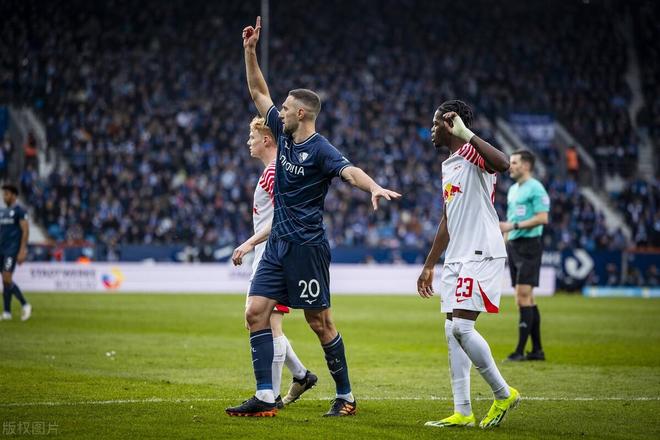 kaiyun-包含赛后突围战来临，莱比锡围绕西甲强势反弹，引发热议，细节决定成败的词条